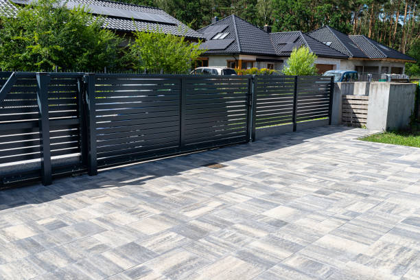 Best Professional Driveway Pavers  in Rochester, MN